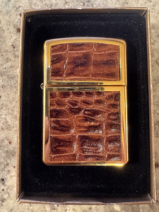 Zippo (1 foto / 3)