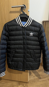 Куртка Adidas (1 фото из 3)