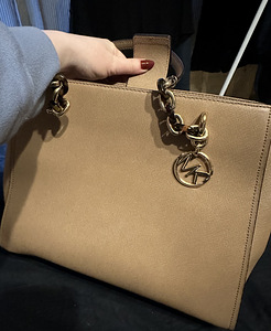 Сумка Michael Kors (2 фото из 2)