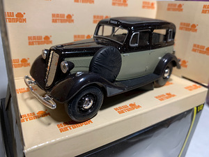 Mudel GAZ-M1 takso 1/43 (2 foto / 2)