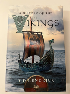 A History of the Vikings by KENDRICK, T.D (1 foto / 1)