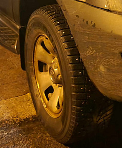 Land Cruiser 120 veljed + uued naastrehvid (1 foto / 1)