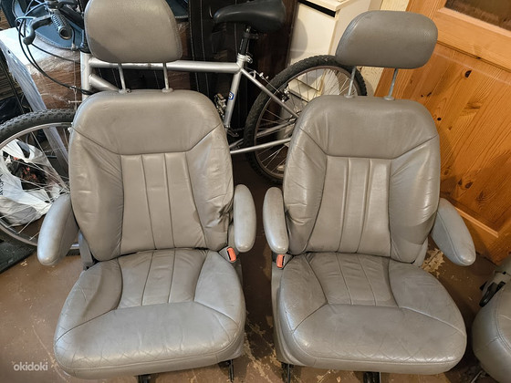 Сиденья Voyager/Town & Country