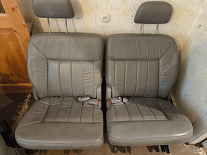 Сиденья Voyager/Town & Country (2 фото из 2)