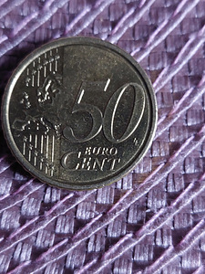 Продам монеты (2 фото из 2)