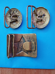 Пряжка (1 фото из 4)