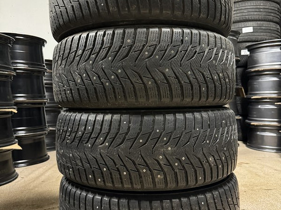 225/55/17 шипованные шины Kumho 5,5-6,5 мм