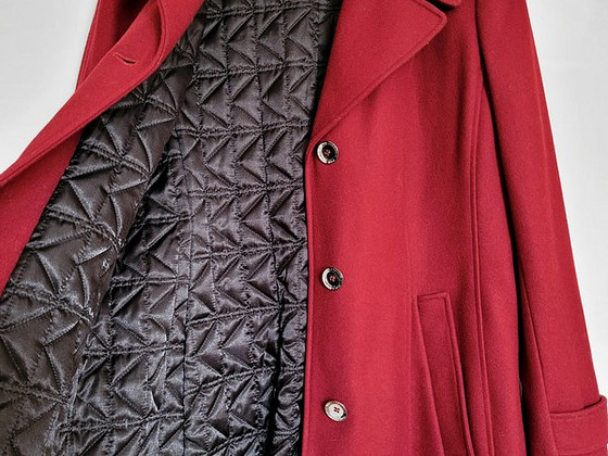 KARL LAGERFELD UUS VILLANE MANTEL, Suurus M