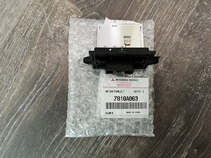 Mitsubishi originaal 7810A063 reostaat (1 foto / 3)