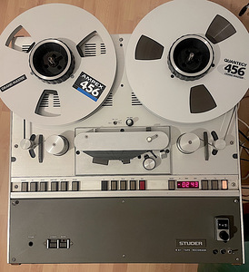 МАГНИТОФОН STUDER A810 (2 фото из 2)