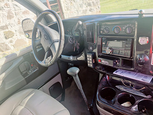 Chevrolet Express 1500 ConversionVAN Limited SE AWD INVABUSS (14 фото из 14)