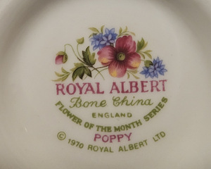 Royal Albert "Flower of the Month" August (6 foto / 8)
