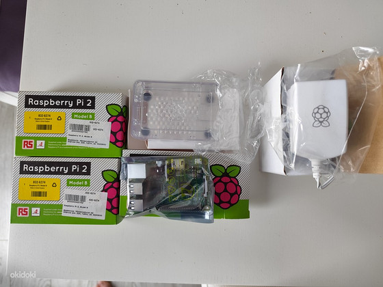 Raspberry PI2 model B + case + adapter