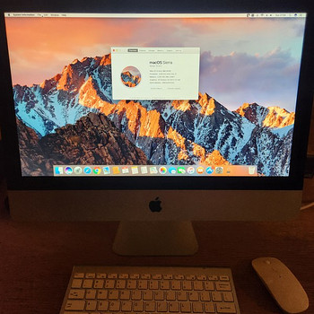 iMac 21,5 Intel Core i3 2010