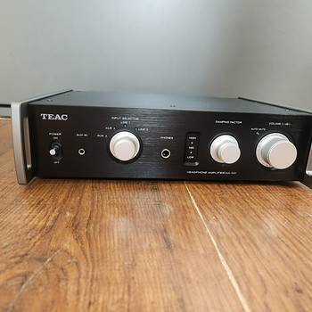 TEAC HA-501 Dual Mono усилитель для наушников