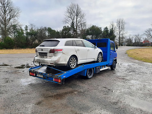 Puksiir mercedes benz vario kandevõime 3300 (4 foto / 10)