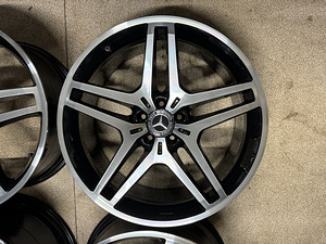 21" оригинальные диски Mercedes-Benz AMG 5x112 (как новые) (2 фото из 7)