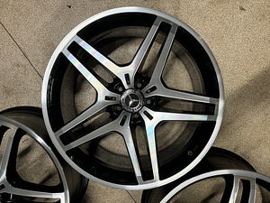21" оригинальные диски Mercedes-Benz AMG 5x112 (как новые) (4 фото из 7)