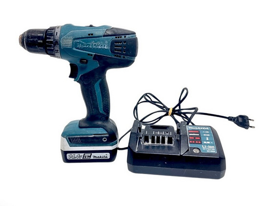 Аккумуляторная дрель-шуруповерт Makita DF347D P03