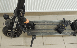 Elektriline tõukeratas Ultron T103 + laadija (3 foto / 8)