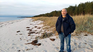 Juht, B.C.D.E, 95 kood otsib tööd (1 foto / 3)