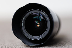 Canon EF 24-70mm f/2.8 объектив (4 фото из 8)