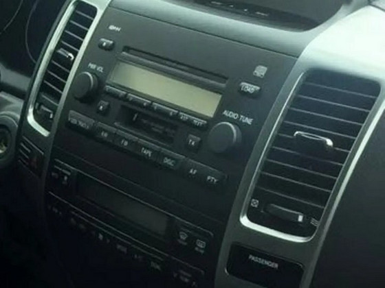 Toyota Land Cruiser Multimedia