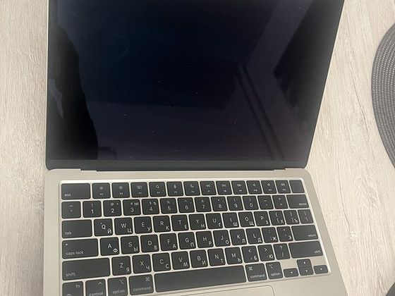MacBook Air M2 8 256GB