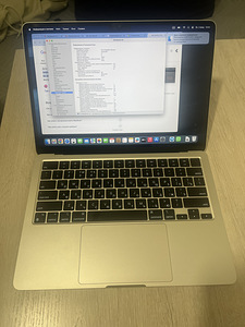 MacBook Air M2 8 256GB (2 фото из 6)