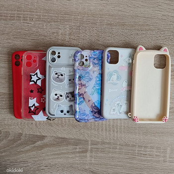 Комплект чехлов для iPhone 11.