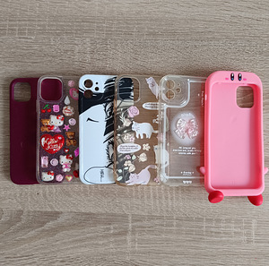 Комплект чехлов для iPhone 11. (2 фото из 2)