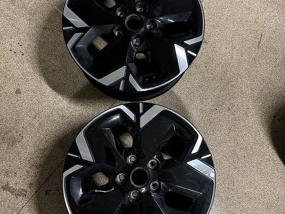 17" оригинальные диски Kia 5x114,3 (2 шт)