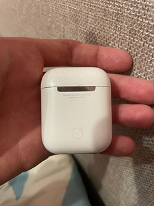 Airpods 1 чехол (2 фото из 2)