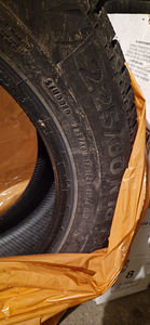 Шипованные шины 225/60/R18 Continental IceContact 2 (4 фото из 4)
