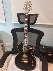 Бывшая в употреблении электрогитара ESP LTD EC-1000VB/Duncan (1 фото из 10)