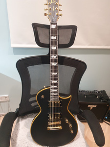 Бывшая в употреблении электрогитара ESP LTD EC-1000VB/Duncan (2 фото из 10)
