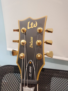 Бывшая в употреблении электрогитара ESP LTD EC-1000VB/Duncan (9 фото из 10)