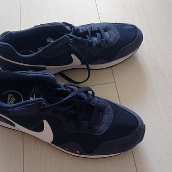 Uus Nike Venture Runner, 45
