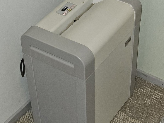 Шредер Dahle 30114