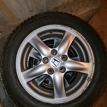 Литые диски R16 + зимняя резина Honda