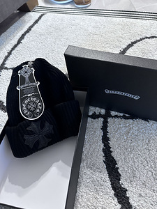 Шапка Chrome Hearts (2 фото из 2)