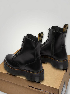 Dr. Martens Jadon (2 фото из 5)