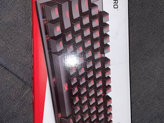 Alloy fps pro hyperx клавиатура