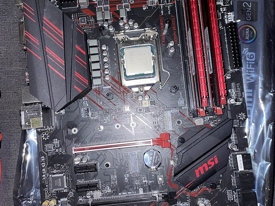 MSI MPG Z390 Gaming Plus / intel i5-9600K / 2x16gb RAM