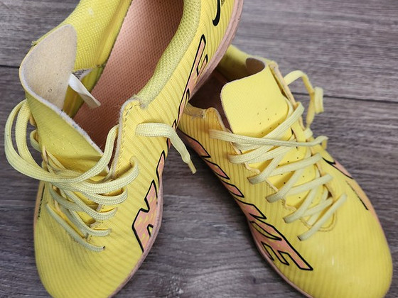 Кроссовки Nike размер 38,5. В хорошем состоянии
