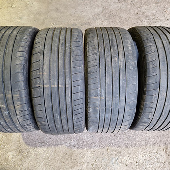 DUNLOP ЛЕТНИЕ ШИНЫ 275/35 ZR21