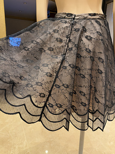RED VALENTINO юбка , размер 36(М) (4 фото из 8)