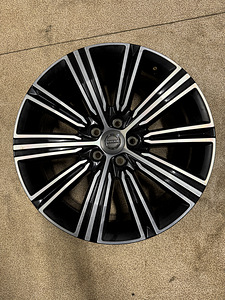 18" Volvo originaalvelg 5x108 (1tk) (1 foto / 2)
