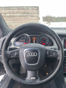 Audi A6 C6 седан на запчасти (10 фото из 10)