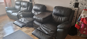Продам комплект диванов (3 фото из 3)